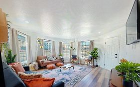 New Modern Boho Apt- Close To Yosemite