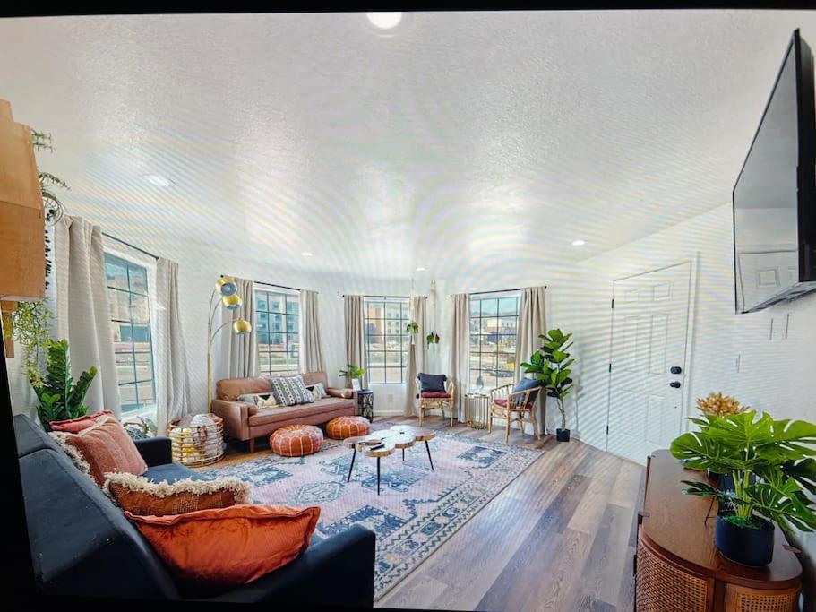 New Modern Boho Apt- Close To Yosemite Oakhurst Exterior foto